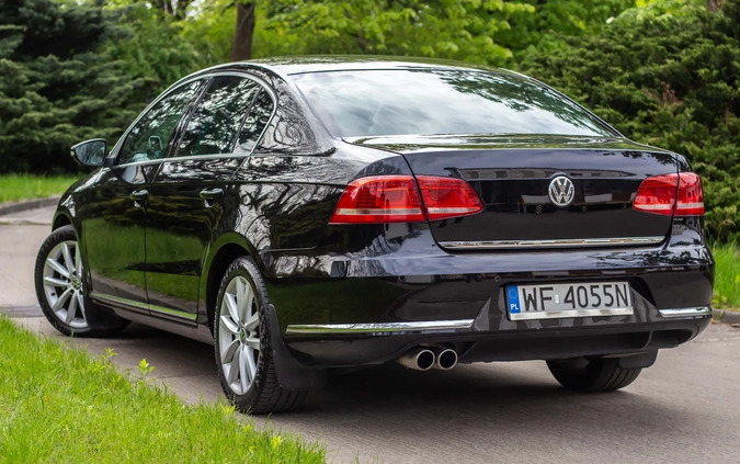Volkswagen Passat cena 49900 przebieg: 196700, rok produkcji 2011 z Warszawa małe 596